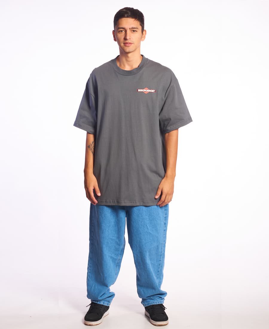 Remera Independent Trade