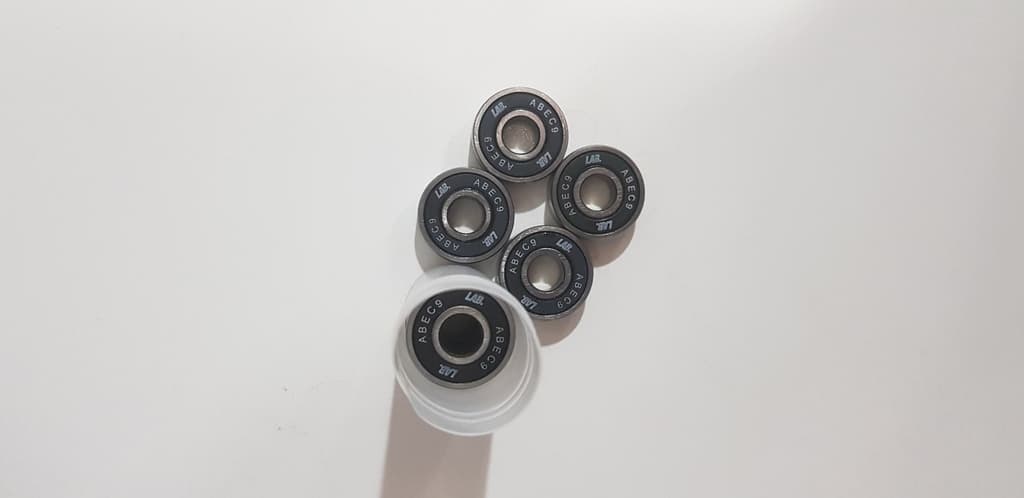 Rulemanes ABEC 9 en tubo 8u LAB