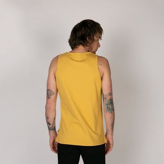 Musculosa Nixon New Basis