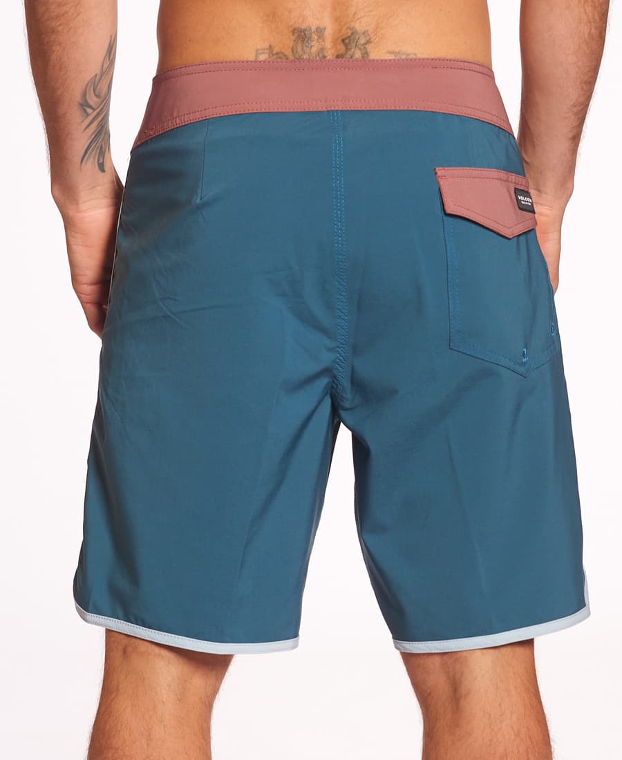 Malla volcom BLEEDING LEAF