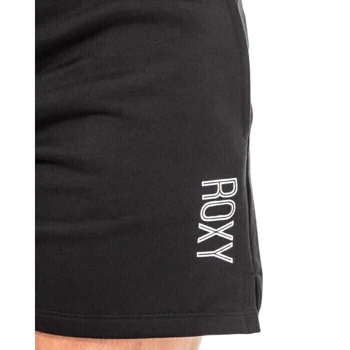 Short Roxy Until Daylight