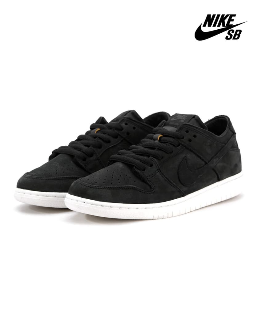 Nike SB Dunk Low Pro