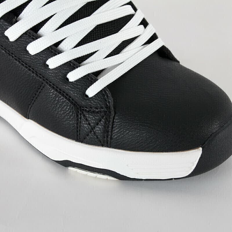 Circa 211 Bold Black/white